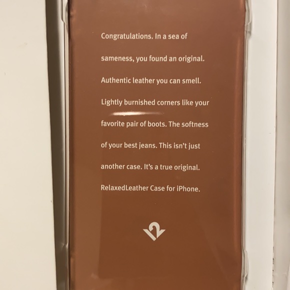 Twelve South - Relaxed Leather iPhone 7 Plus Case - Picture 10 of 10